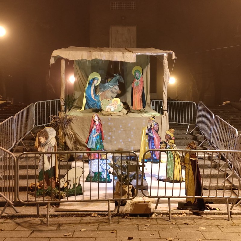 Grazie Ai Volontari Allestito Il Presepe Sulle Scale Dell Acquedotto Comune Di Finale Emilia